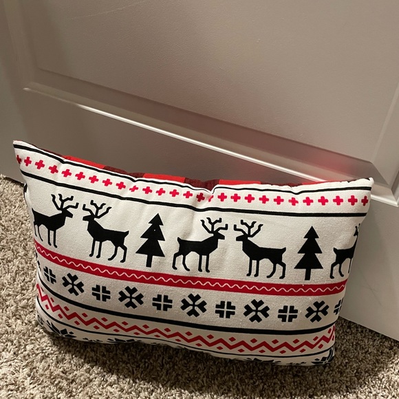 NWT decorative holiday pillow. Target 2023. Went with different decor. - Picture 2 of 4